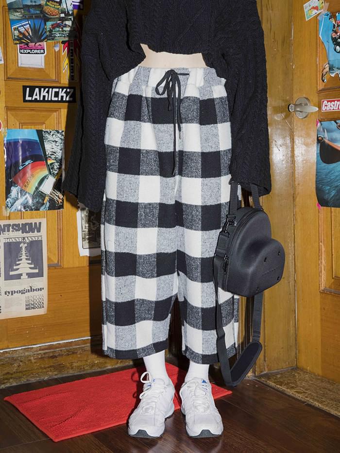 buffalo check wide crop pants - UNISEX