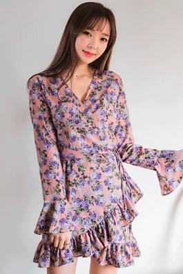 Pure flower wrap dress