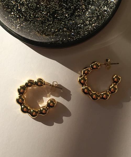chewy earring
