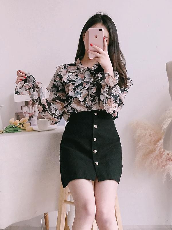 Romance ribbon blouse
