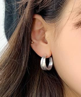 Twin Ring Earrings