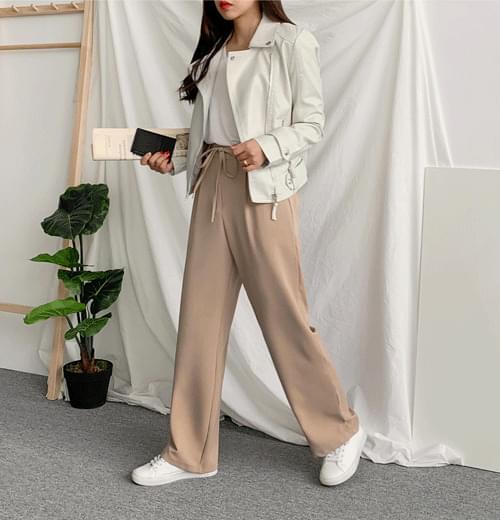 라우니모던레더자켓