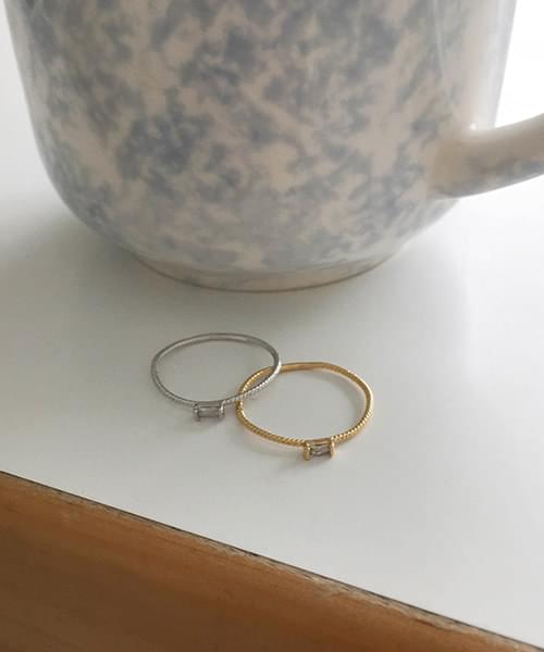 petit ring