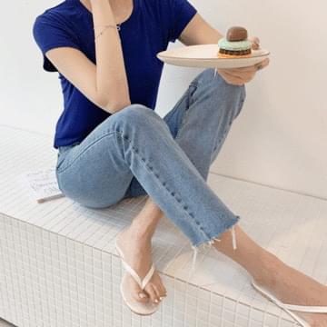 Must-Date Denim Pants