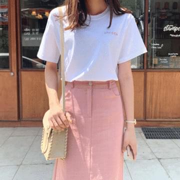 Everyday Basic Embroidery T-Shirt