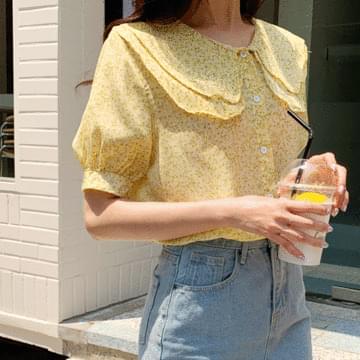 Of Flower Frill Blouse