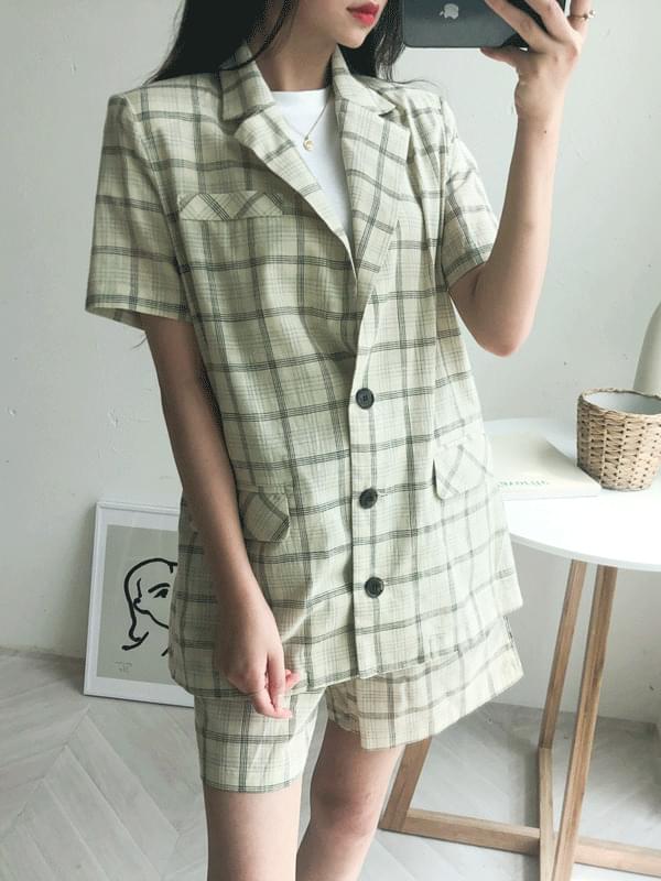 Bench jacket