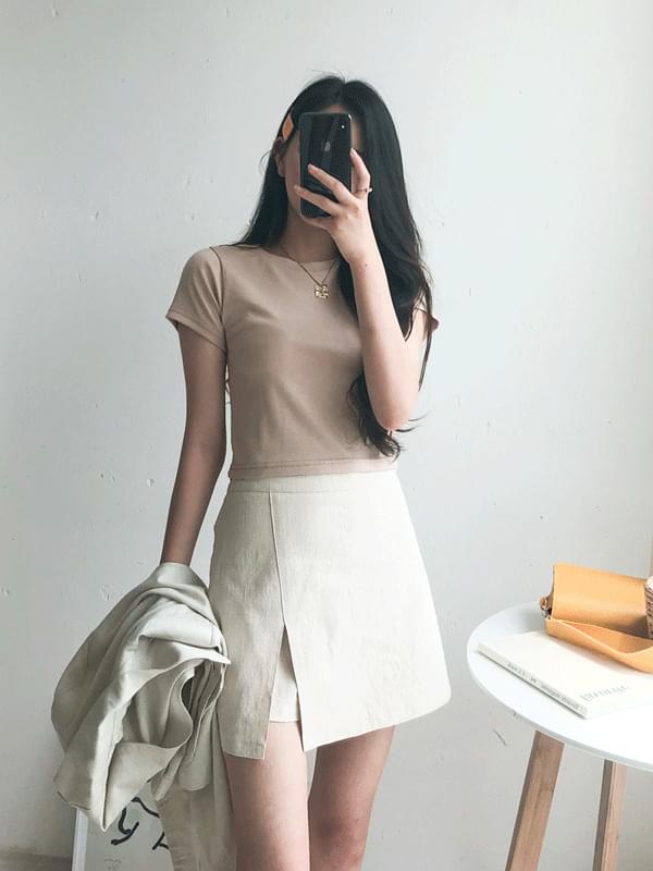 Brand skirt
