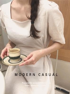 Sensuous linen puff dress