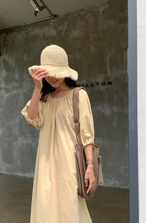 Fringe straw hat
