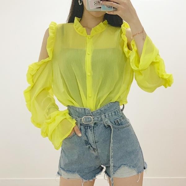 Cindy shoulder trim ruffle blouse