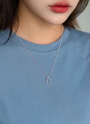 Oval Pendant Necklace