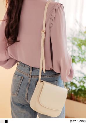 RIEN SQUARE LEATHER MINI BAG