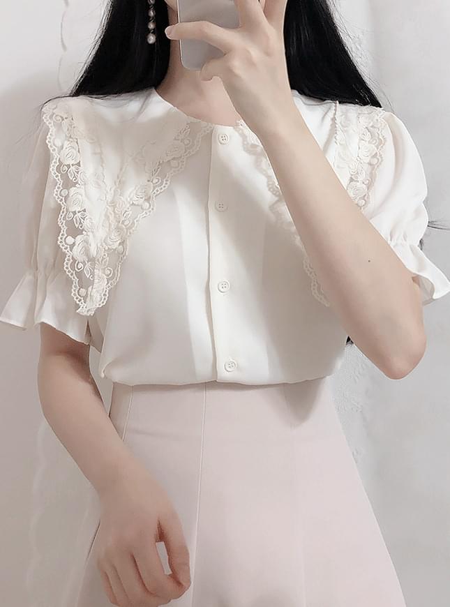 ♥ motive race color blouse