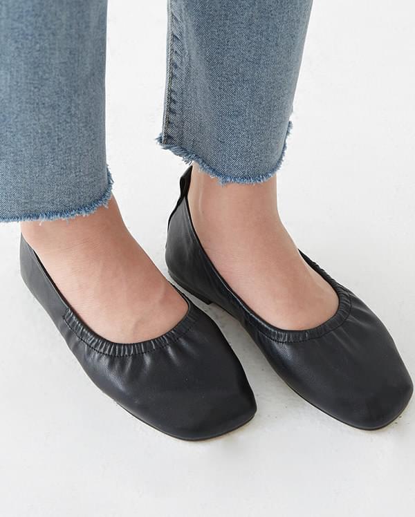 karis square loafer (230-250)