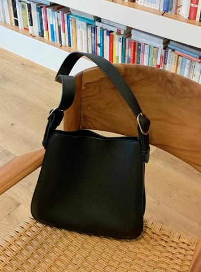 Side buckle bag