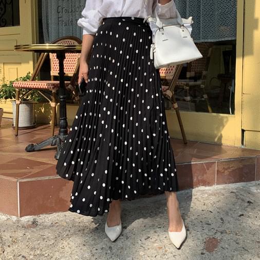Peanut Dot Pleated Long Skirt