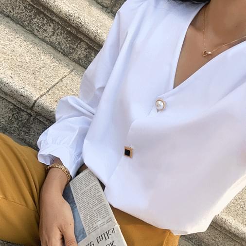 Mix Button V Neck Blouse