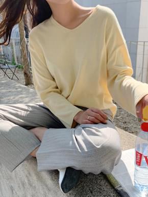 Cheese V Neck Knit