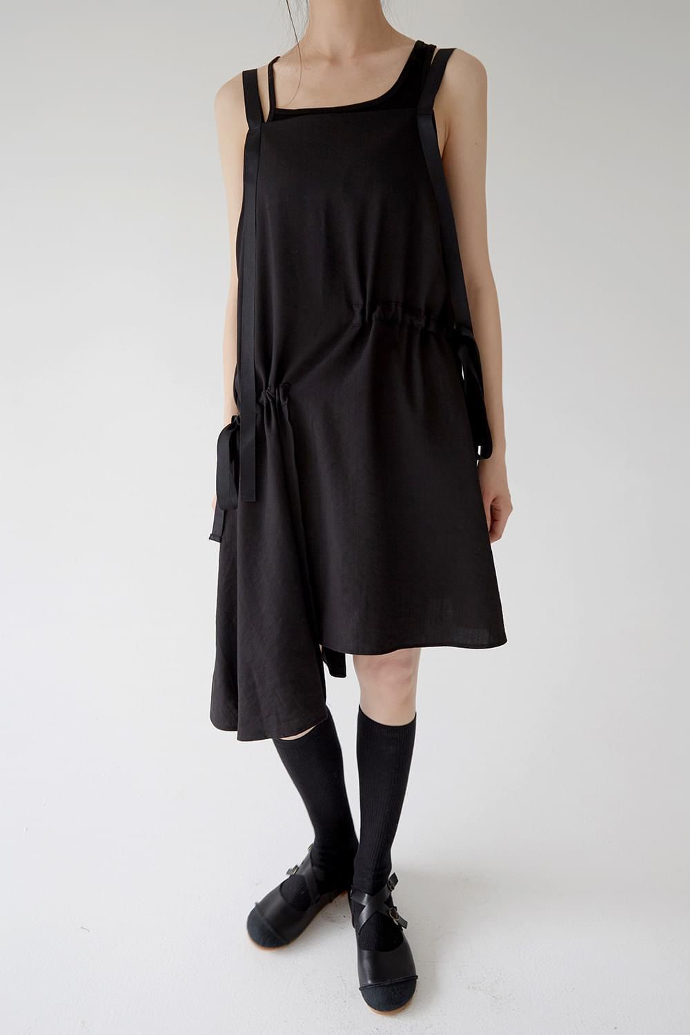 unique detail wearable dress (black)