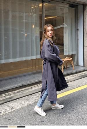 옆트임박시 트렌치코트