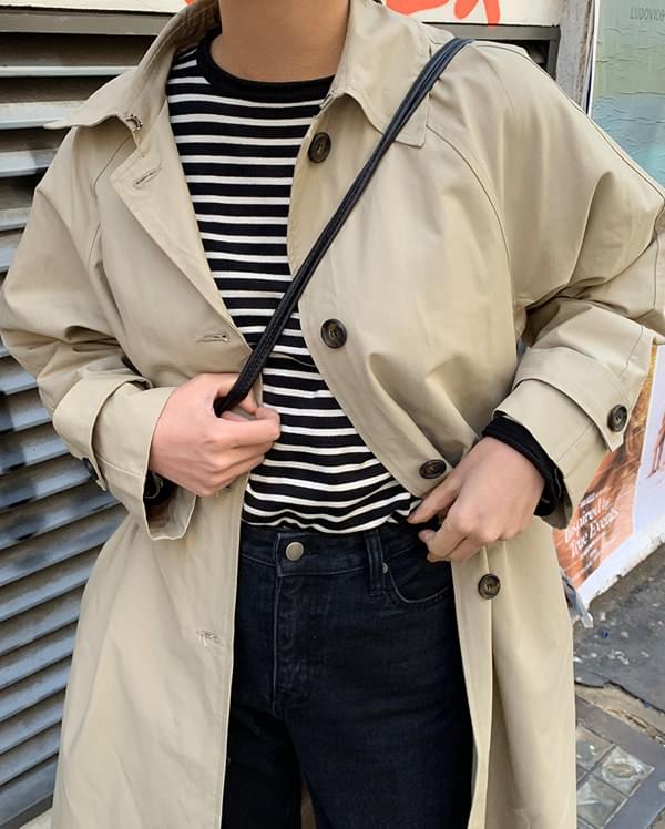 basic collar trench coat