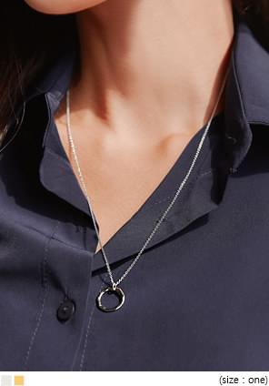 ALLEN WAVE O RING NECKLACE