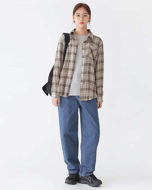 a check pocket shirts