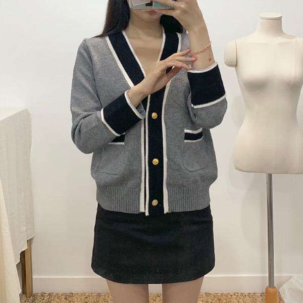 Jigsaw gold button color cardigan