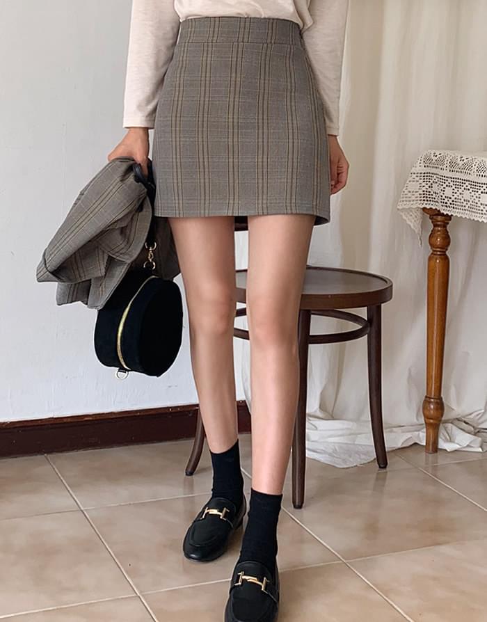 Leo check skirt