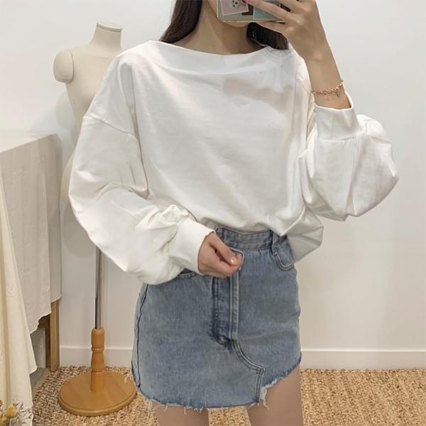 Blondie Boat Neck Off Shoulder Man to Man
