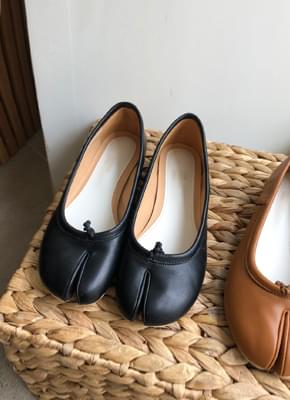 Outer Flat Shoes