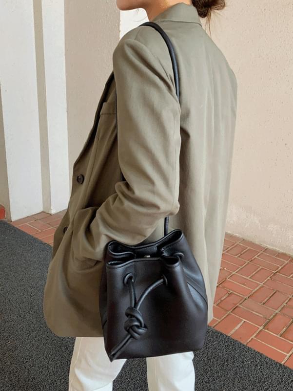 Twisted bag