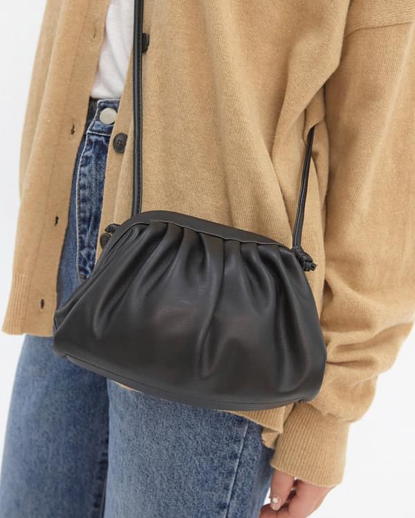 dumpling leather bag