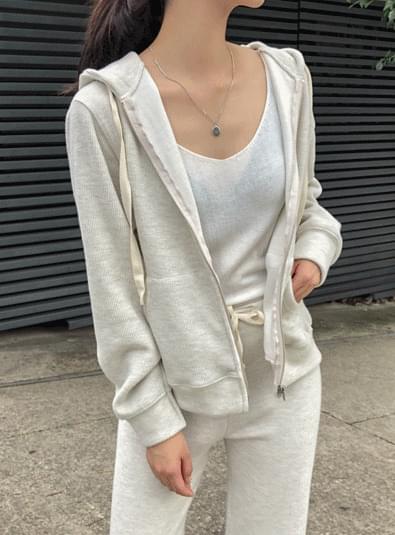 Rangol hooded t