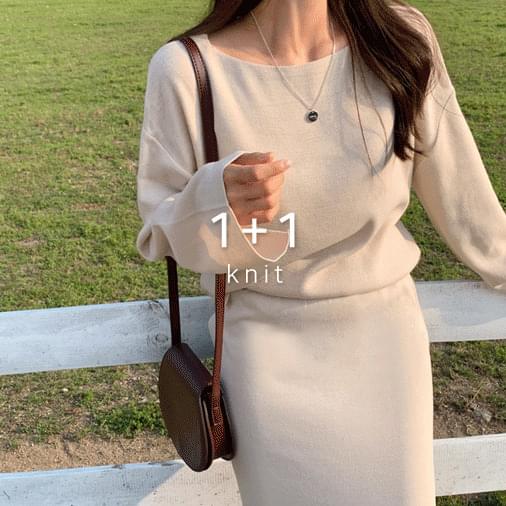 Marianne Sleeve Slit Knit 1 + 1