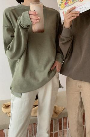 Pigment loose fit slit man to man