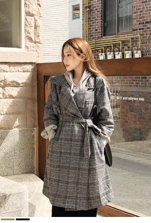Loose fit check charm coat