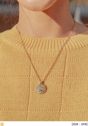 VINTAGE ROMA PENDANT NECKLACE