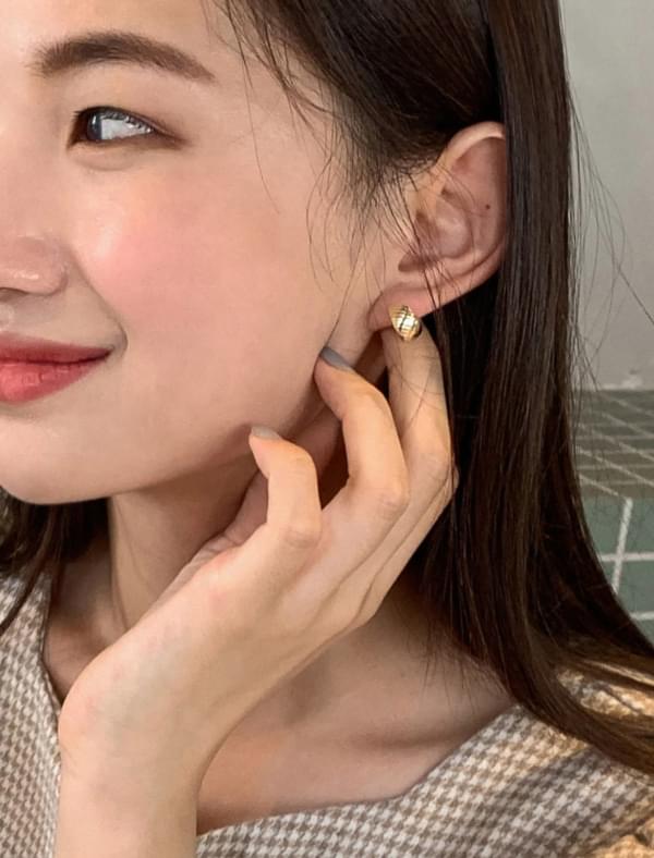 oblique shape earring