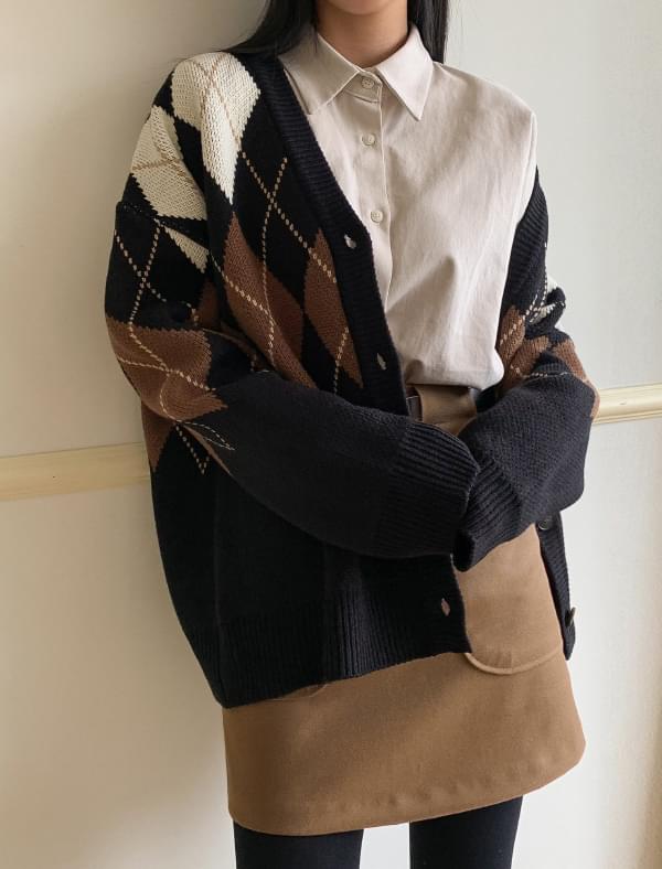 argyle pattern classic cardigan