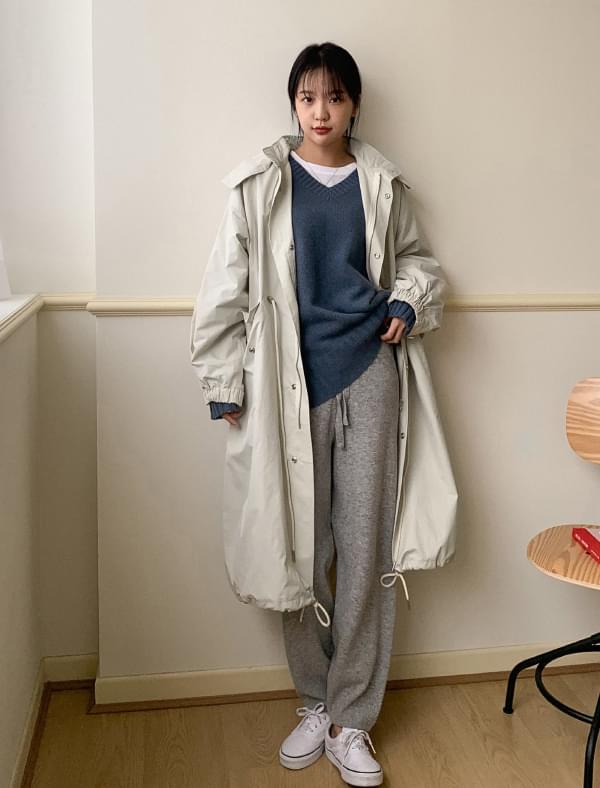 over fit string field jumper
