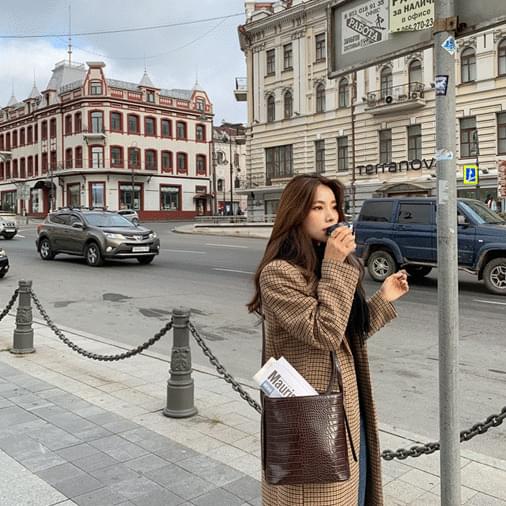 프렌치 체크 롱 코트