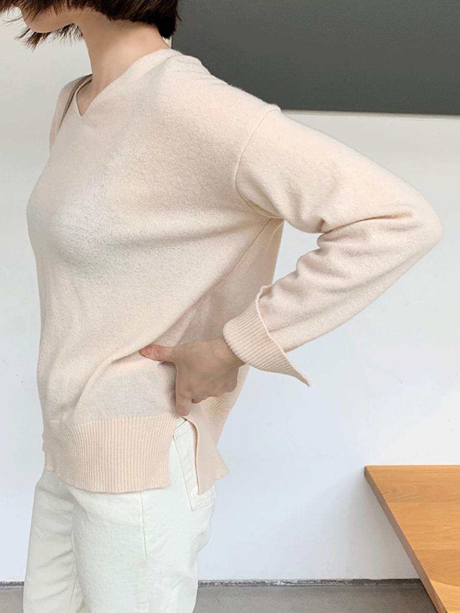 캐시미어 슬릿 니트