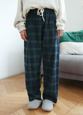 Check banding pants