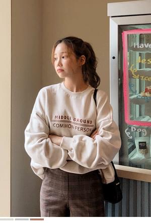 여유있는핏 맨투맨