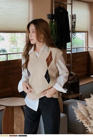 박시아가일니트 조끼