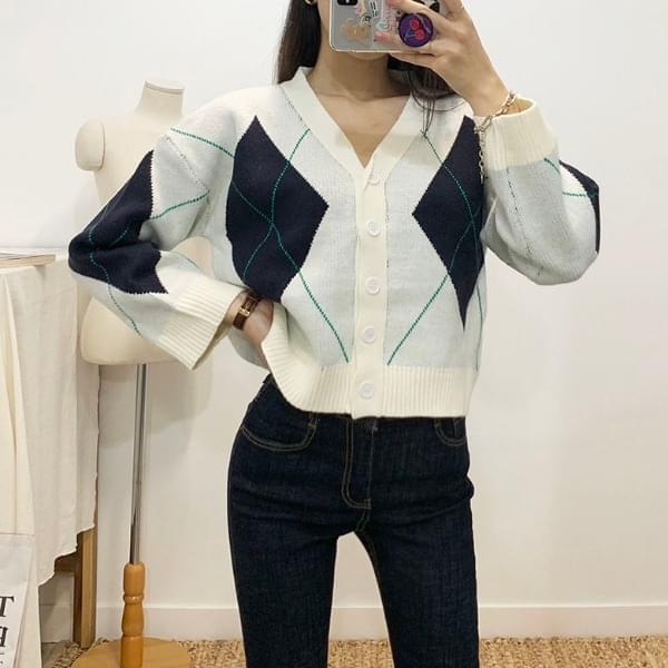 다이아 아가일 브이넥 니트 가디건 (2colors)