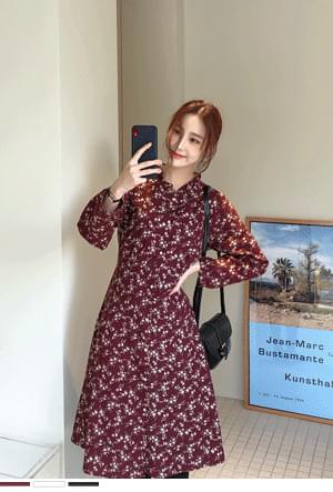 Daily small flower dress