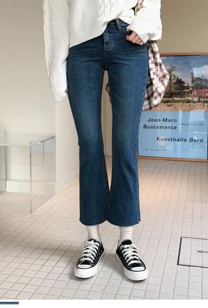 Line Art Boots Cut Brushed Pants